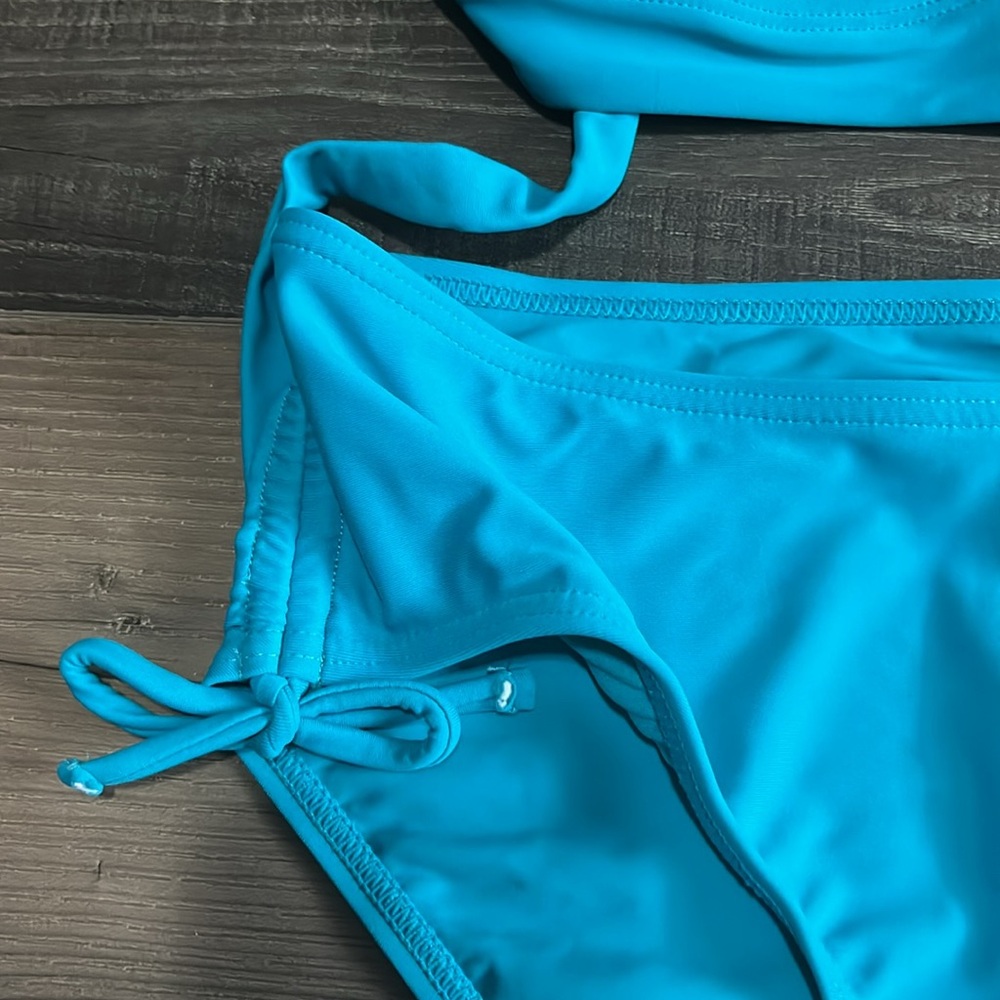 Fun bikini!!!! - Picture 2 of 8